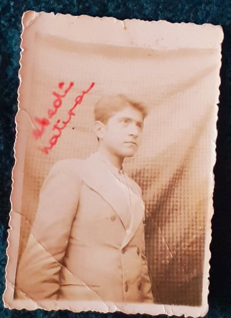 Ahmed Arif (14 yaşındaki hali)
#oshedebiyat