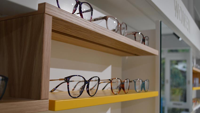 GlensideSUatUWE's tweet photo. 👁 We're excited to announce that the UWE Bristol Eye Clinic at Glenside is now open!
👁 Eye tests are FREE for students and staff. You'll also get a 20% discount on frames over £69.
👁 Book your appointment and learn more here: https://t.co/zWNP7J886s https://t.co/EcgVuOu3vV