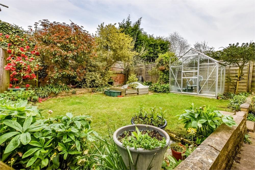 danielbrewerEA's tweet photo. 3 Bedroom Semi-Detached House For Sale
Parkside, Stebbing
Offers Over £350,000
https://t.co/qMu2ZBqKCJ https://t.co/sl4PTYI5Wf