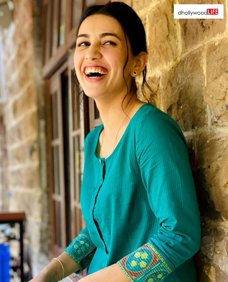 DhollywoodLife's tweet photo. Her smile ❤️
@esha_kansara
#eshakansara #cute #smile #celebs #actor #life #dhollywoodlife #dhollywood #stars https://t.co/nRDWdadvSJ