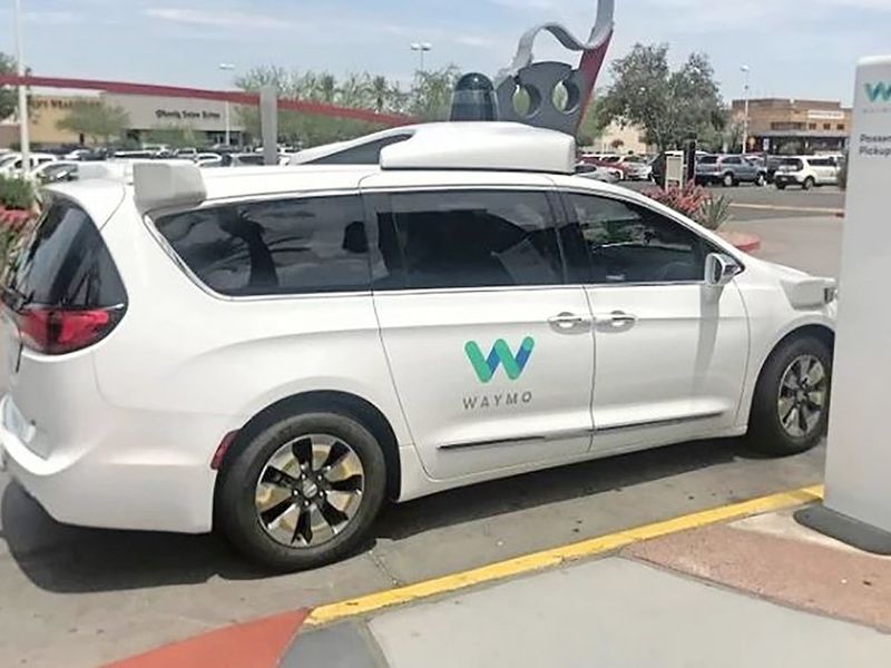 AutoNewsEurope's tweet photo. Waymo drops the term 'self-driving' for autonomous vehicles https://t.co/188oQ2DFWa https://t.co/pGmtcNfUzk