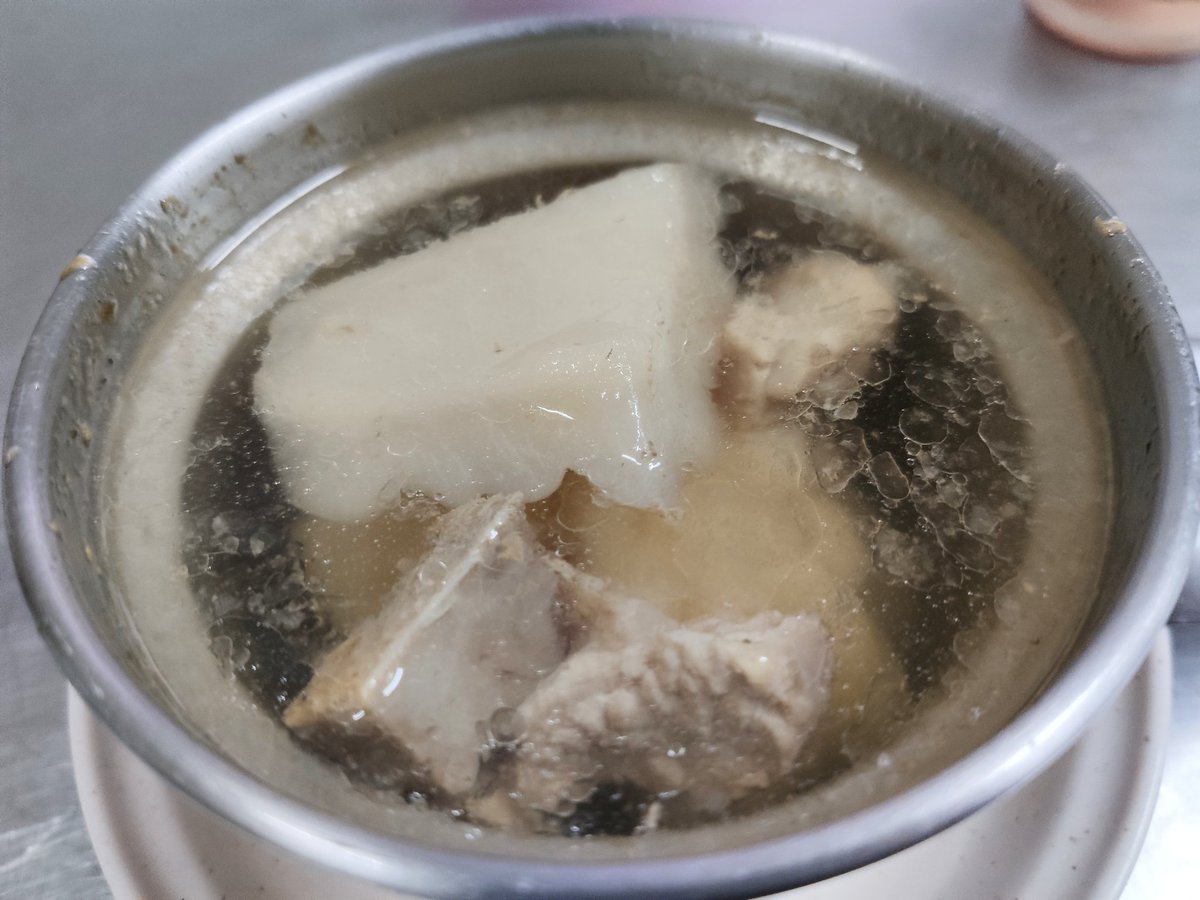 powerGg16's tweet photo. 天冷一盅湯 https://t.co/Sy6nRZuaHT