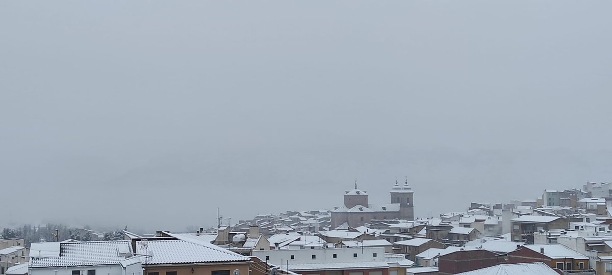 #Molinicos #Aýna y #ElchedelaSierra han amanecido así de bonitas con la nieve de este siete de enero #SierraDelSegura Es tu Sierra, es Segura