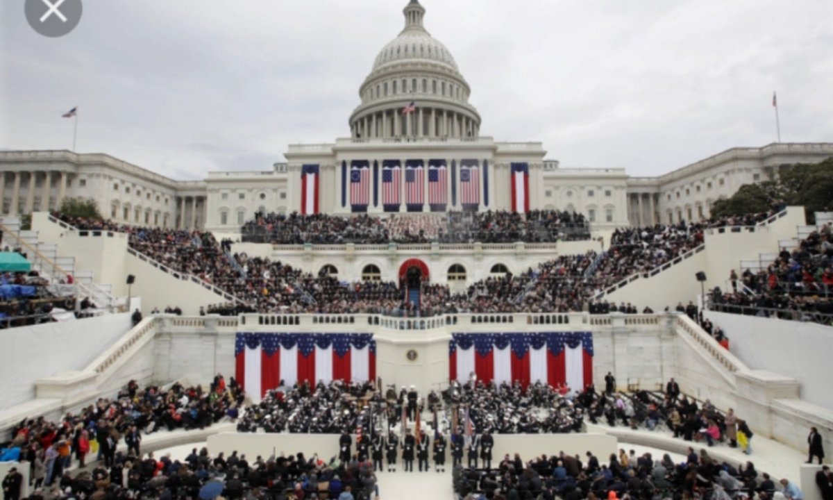 TheWTFMedia's tweet photo. 1. First Draft
2. After 15 small changes

#USCapitol @Social_Samosa @MadOMarketing @SDissect https://t.co/Axh6u4fyyz