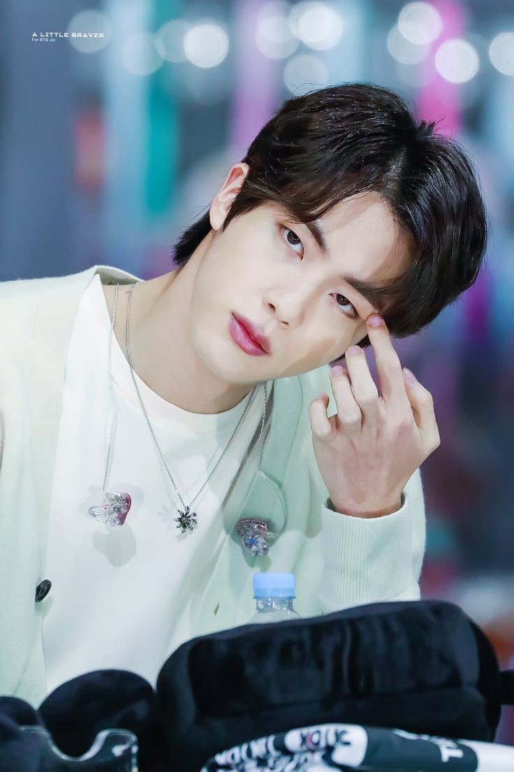 SOEKJIN'S INSANE DUALITY: A THREAD..................................... @BTS_twt  #Jin  #Soekjin  #KimSoekjin