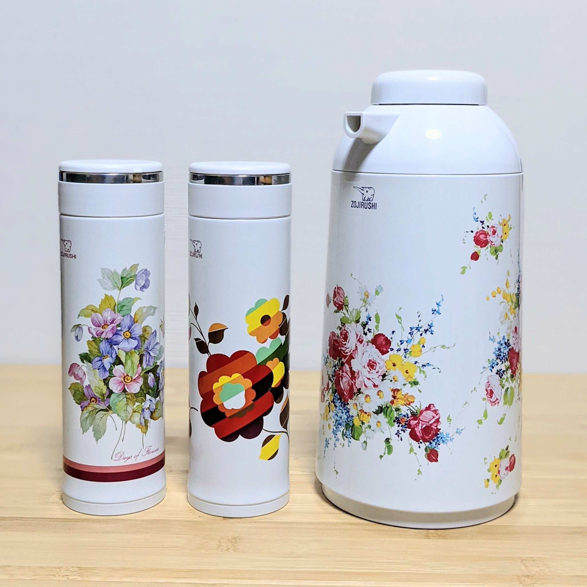 じん 自分の服は自分で作ろう V Twitter 象印の復刻花柄シリーズ手に入れたんですがめちゃくちゃ可愛い どれも1970 80年頃のデザイン ポットはいかにも昭和レトロだけどスリムボトルにこの柄ってのは逆に新しいね