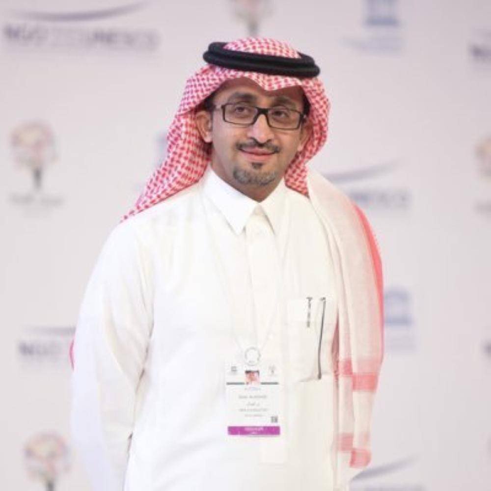 al_zara1's tweet photo. المعلمون والمعلمات
من يستحقون وقفة الاحترام وكلمات التقدير
وهي مهما بلغت لن تفيهم حقهم..
"عن بعد" أو حضوريا
كانوا كما هم.. شعاع عطاء
@Badermasaker 
✍🏻بدر العساكر
 https://t.co/GZrND4BRlp https://t.co/12q3NueCnV