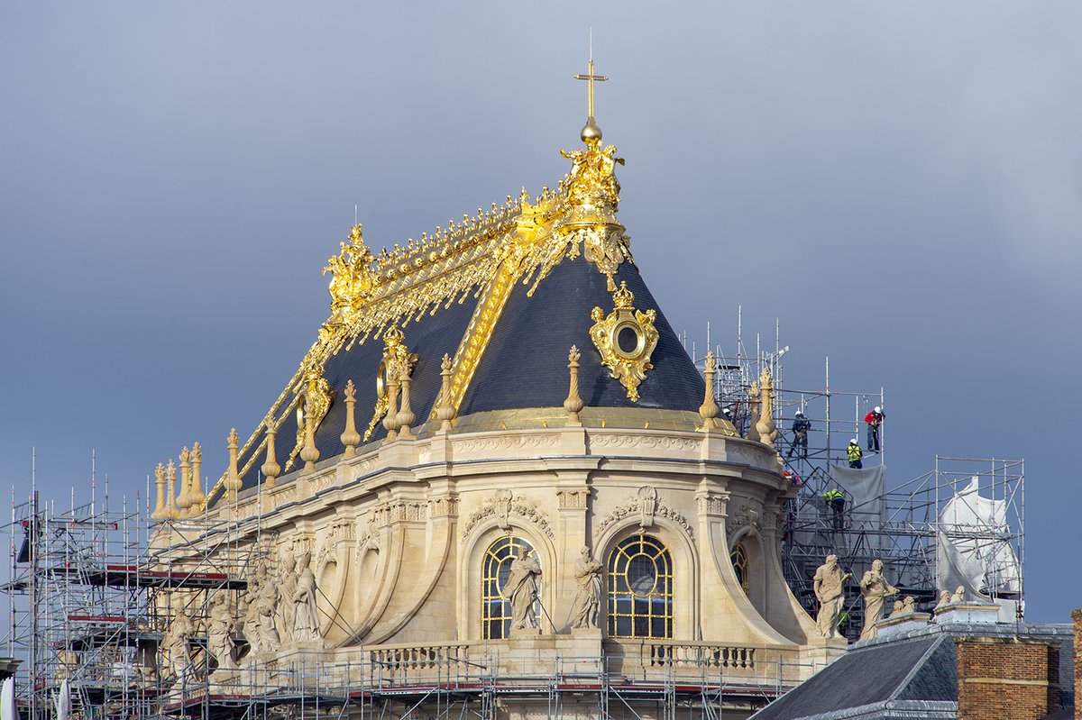 Chateau De Versailles The Roof Of The Royal Chapel Has Been Restored And Now Completely Unveiled You Will Have To Wait Until Spring To Discover The Lower Part Where
