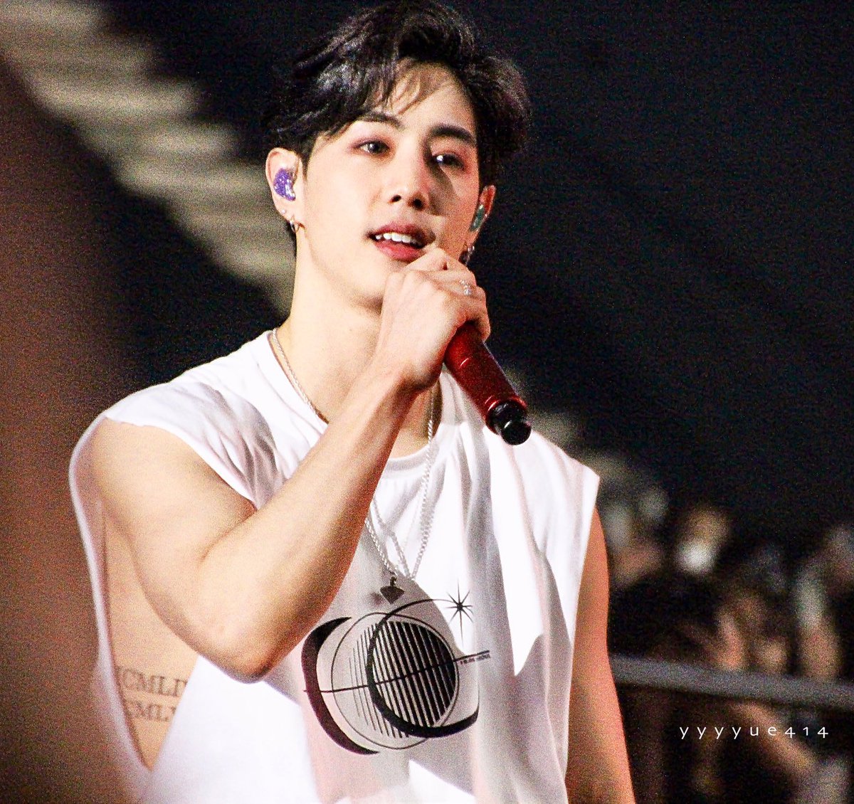 MARKTUANLOOK's tweet photo. https://t.co/BSsm8fCaWY