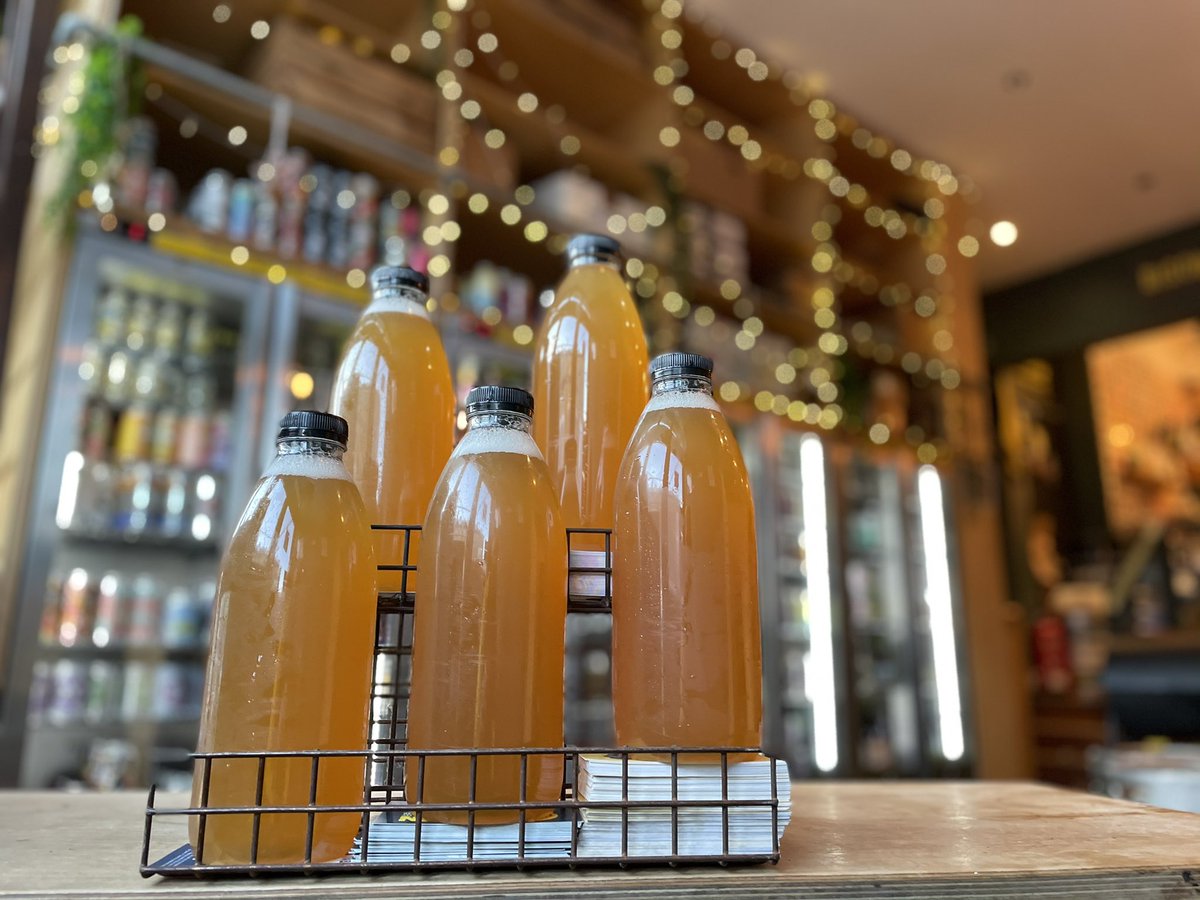 bisonbeer's tweet photo. Introducing Lockdown Litres - choose from 1-5 tiers of beers to be delivered to your door #Brighton https://t.co/MXR3wSCzq5 https://t.co/ZPAeABQqh8