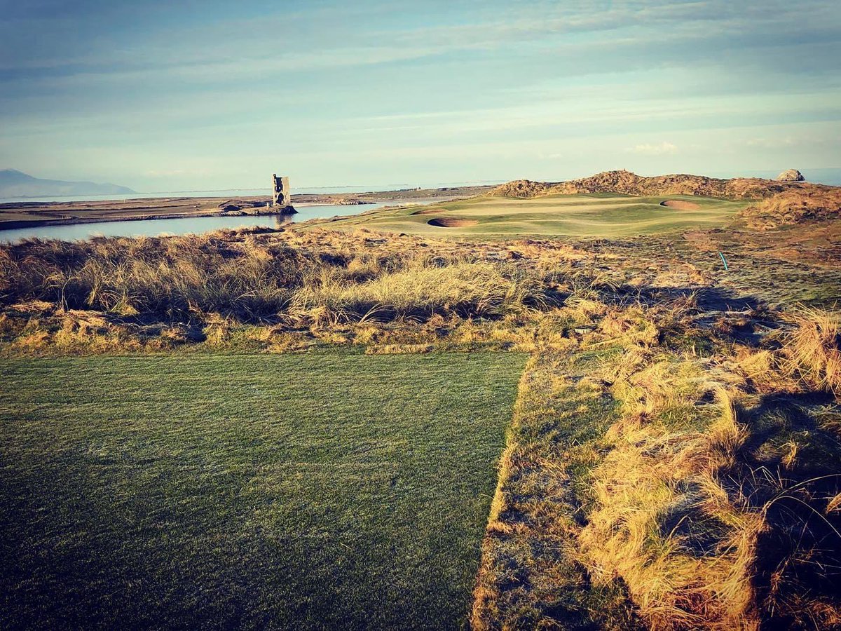 traleegolflinks's tweet photo. A little chilly this morning 🏌🏻‍♂️can you name the tee &amp; green 🧐 here’s a clue “neither has ever been played “ #allwaysimproving #traleegolflinks #linkgolf #golfireland2021 https://t.co/kP5M9Gvdn0
