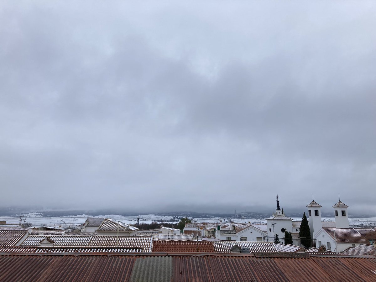 Ha dejado de nevar en Puertollano <a href="/meteocr/">meteocr</a> <a href="/Meteopuertollan/">Meteopuerto</a>