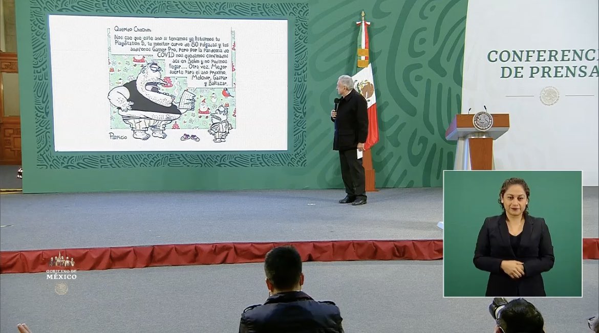 SirAllende's tweet photo. La Mañanera ya es un puto chiste. EL PRESIDENTE DE ESTE PAÍS está leyendo cartones en su conferencia. A lo mejor estoy exagerando pero, ¿para eso le pagamos? https://t.co/9Pz9XiZDhE