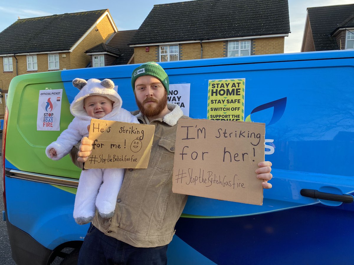 Veganpoker's tweet image. Today after nearly a decade of loyal service doing the job I love, I am striking for 5 days. This is because the CEO of @BritishGas will fire me in March if I don’t sign up to his new barbaric T and C’s which would destroy my work life balance! #StopTheBritishGasFire ⛔️⛔️⛔️🔥🔥🔥