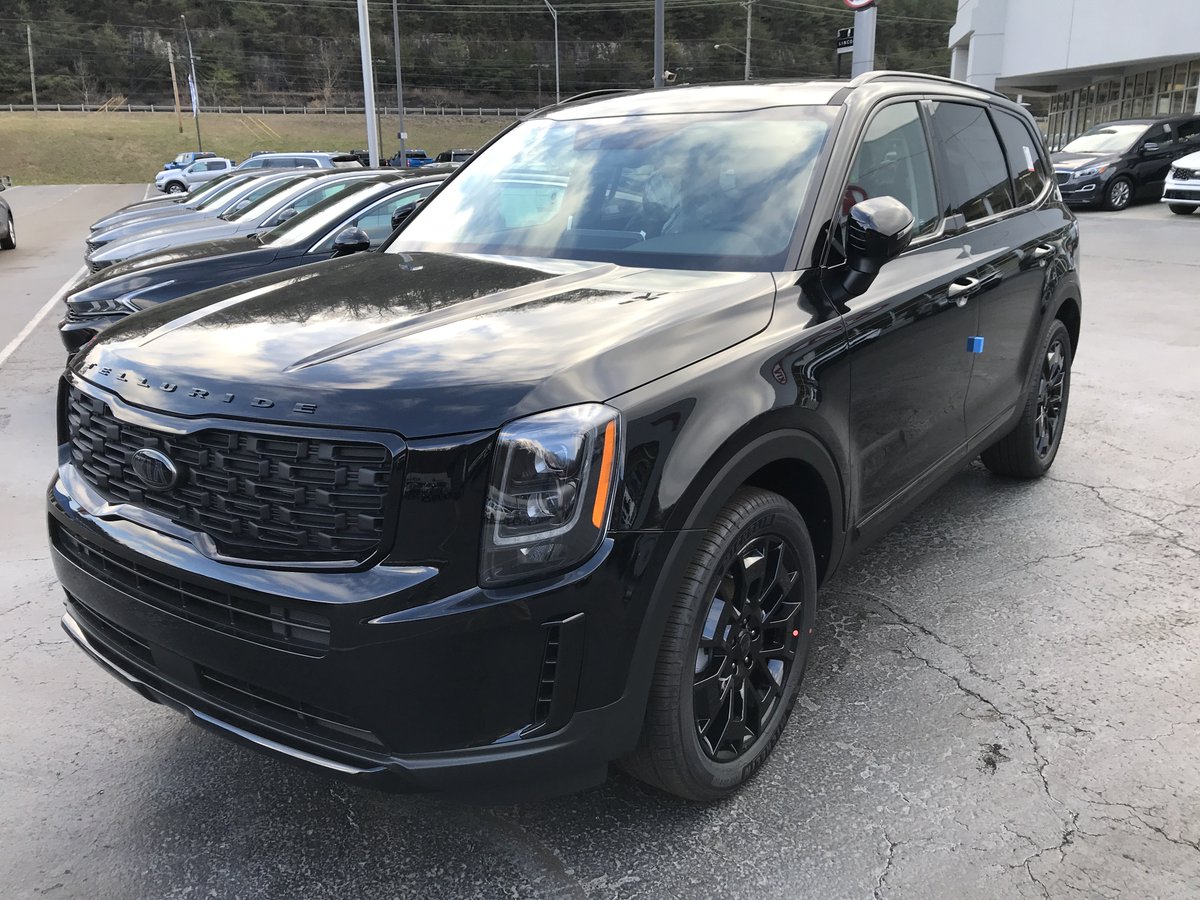 bwaltersfordkia's tweet photo. The Tellurides are here! New shipment of 2021 Tellurides including the EX Nightfall edition. Starting at well under $49K. Gets yours today at Bruce Walters Kia in Pikeville! Call 606-444-2200 for details. https://t.co/sxjJhOLnce