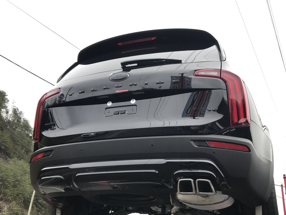 bwaltersfordkia's tweet photo. The Tellurides are here! New shipment of 2021 Tellurides including the EX Nightfall edition. Starting at well under $49K. Gets yours today at Bruce Walters Kia in Pikeville! Call 606-444-2200 for details. https://t.co/sxjJhOLnce
