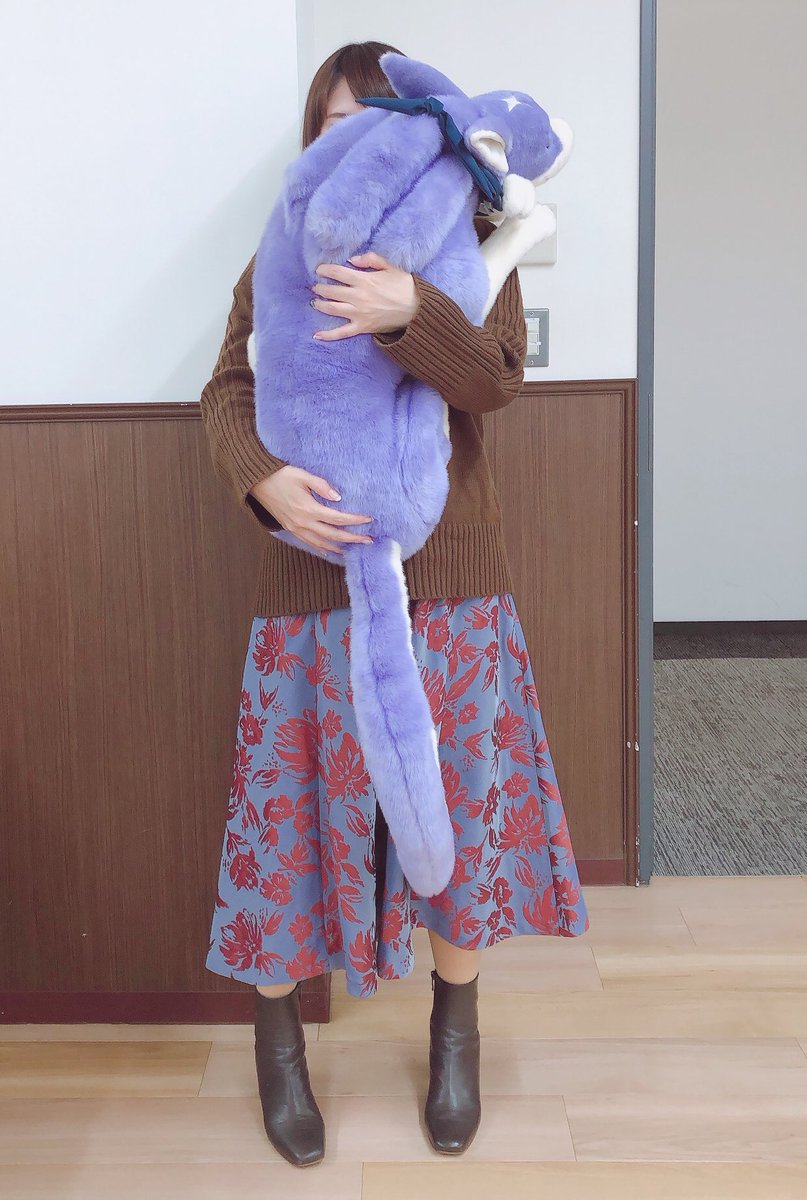 ウラサワ カナ Mhライズ 大好評予約受付中 モンスターハンターライズ イーカプコン限定版グッズ ガルク大型 ぬいぐるみクッション です モフモフガルク ぜひお家にお招きしてあげて下さいね モンハンライズ ガルク T Co Mw3wneagjh