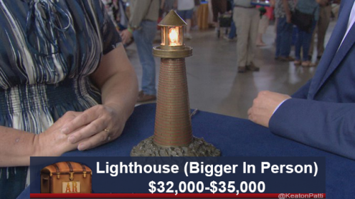these fake antiques roadshow captions are so funny to me[A THREAD]