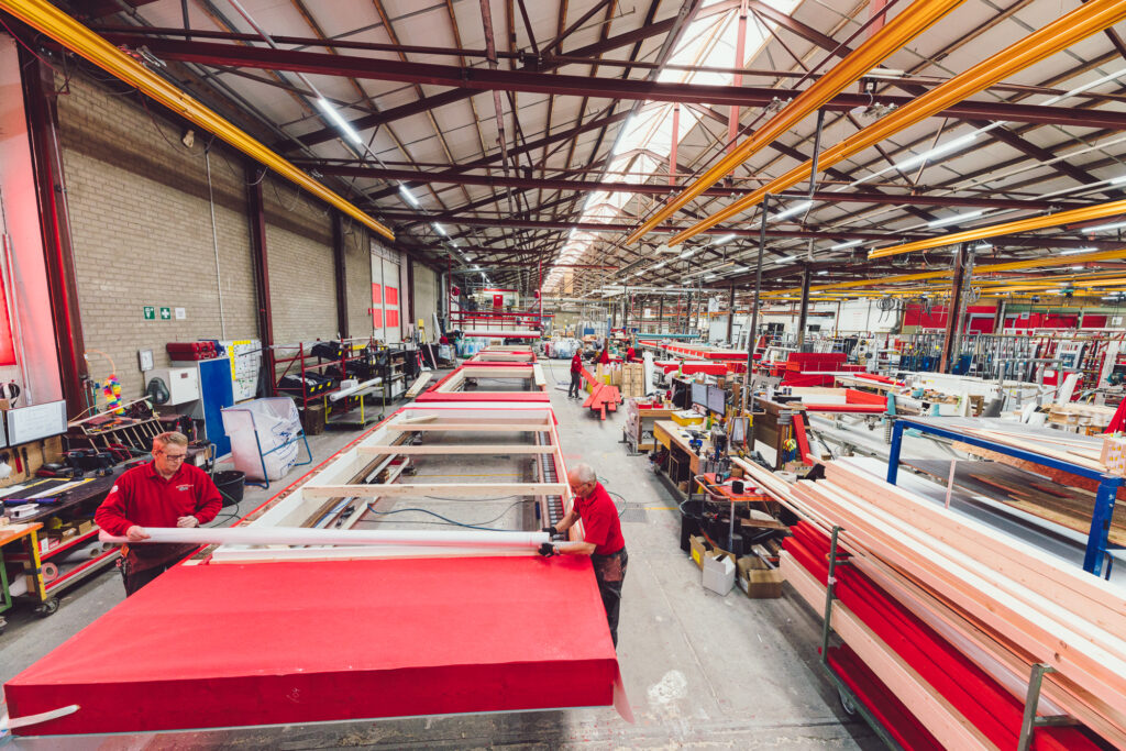 NijhuisToelev's tweet photo. 2021 ๐
Ook dit jaar is ons doel om te blijven investeren in #desterksteverbinding. Er staan weer mooie #nieuwbouw- en #renovatieprojecten op de planning en optimalisaties van onze producten en (digitale) processen.
#timmerfabriek #nijhuistoelevering #kozijnen #hsb #prefab https://t.co/prUTVcRN1F