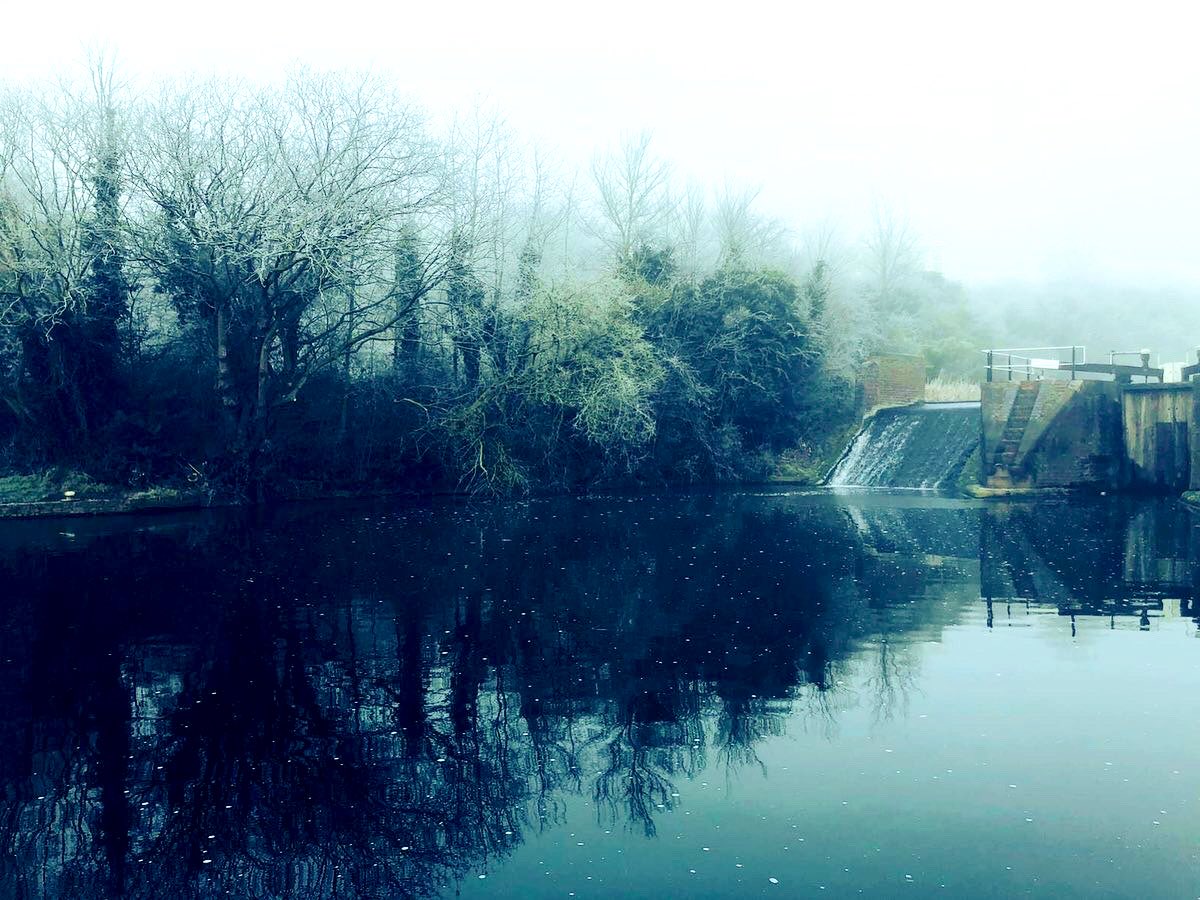 illdoitanyway's tweet photo. Freezing fog & haw frost along the #DelphLocks today #WinterWalks #BlackCountry #BrierleyHill https://t.co/l7X61Xi28X