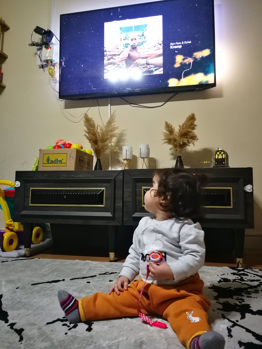 Alayı patates, nicesi leş. <a href="/benferoforeal/">Ben Fero</a> @EzhelNews