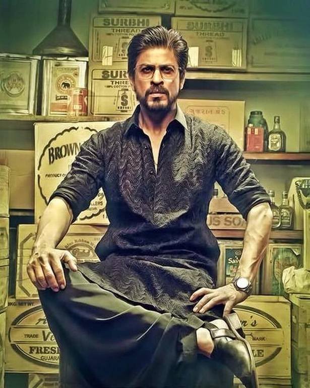 shahrukh khan dress designer 16 SRK traditional ideas