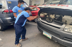 baguiocrimelab's tweet photo. On January 7, 2021, PSMS Randy C Tiwtiw and NUP Valentin L Lagiman monthly maintenance of SOCO Van at  Baguio City CLO, Upper Kayang Street, Baguio City. https://t.co/BN9Cf0GNqt