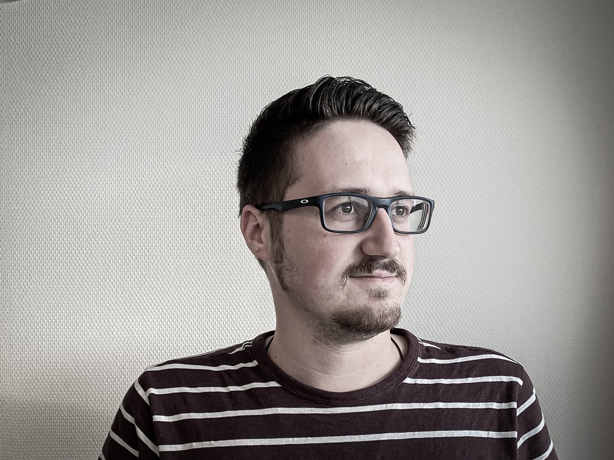 Securancy's tweet photo. Mogen we je voorstellen aan onze nieuwe collega Jeroen? Jeroen is deze week bij Securancy gestart om ons Developer team te versterken! Welkom en veel succes!! 
#nieuwecollaga #welkom #goodluck #developer #werkeninggoes #werkeninzeeland https://t.co/mL25yfBCok