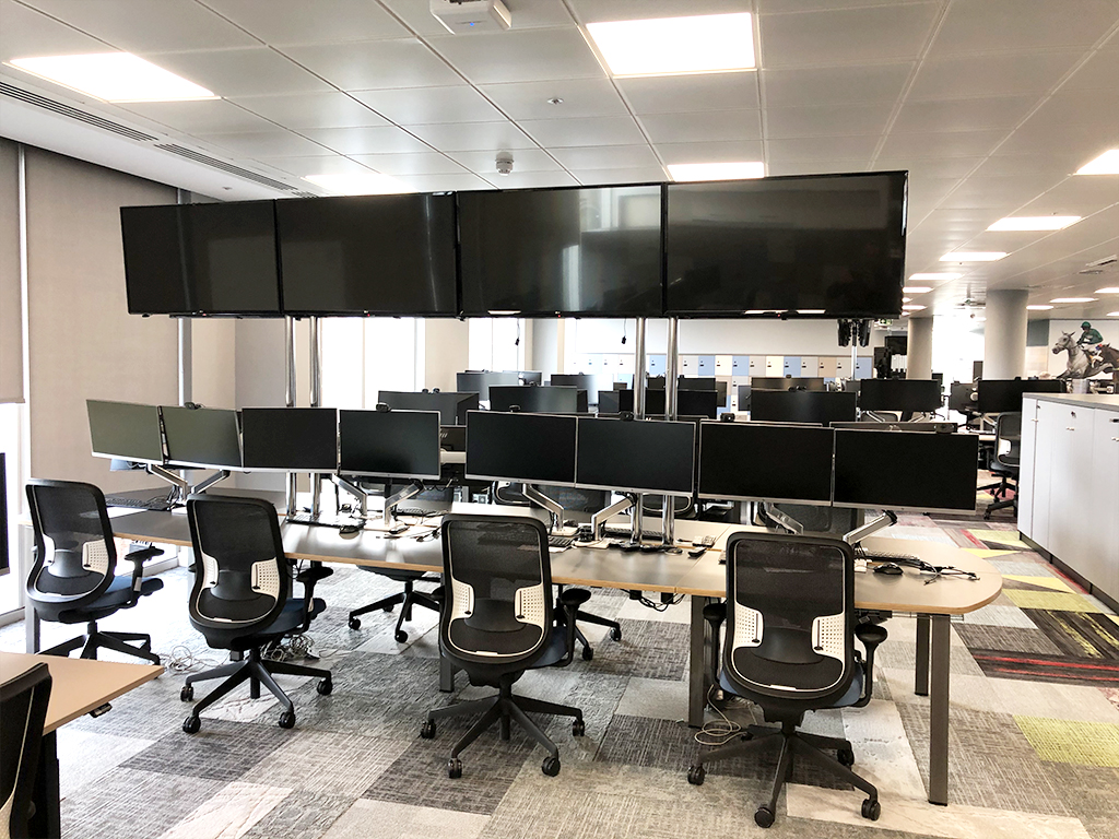 _Staverton_'s tweet photo. Our brand promise is all about enabling our clients to achieve their #designvision through our sleek and #customisable product offering. Here's a sneak-peek of a recent install where #collaboration between the client and Staverton resulted in these striking and functional desks🥂 https://t.co/QMTYNspwpZ