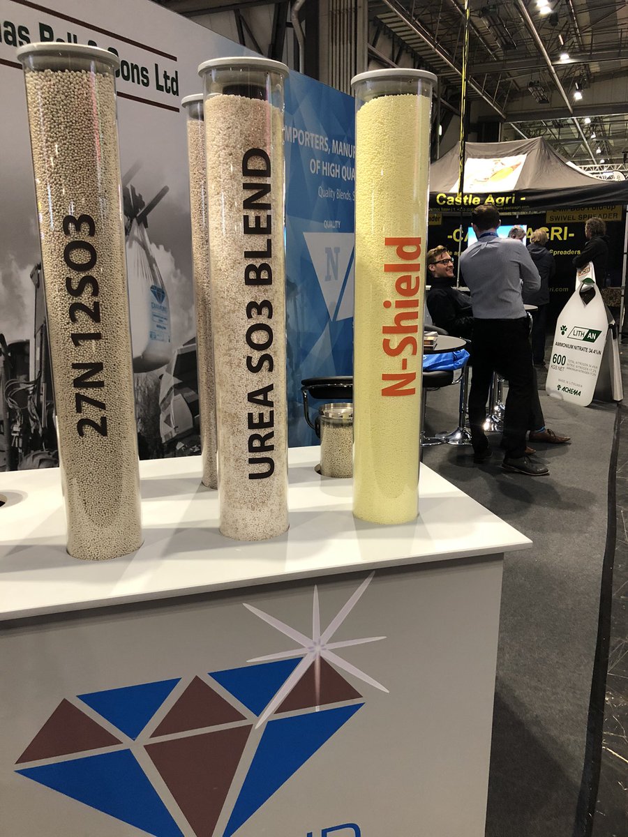 ThomasbellFert's tweet photo. One year ago since @lammashow 2020! A great couple of days at the NEC. We love talking about everything fertiliser #ThrowbackThursday #nitrogensulphur #limusprotects #qualityfertiliser @Diamondfertilis https://t.co/ST7P43dpdK
