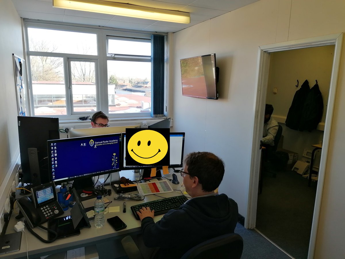 SraYear2020's tweet photo. A big thanks to the IT staff of Mr Draine, Mr Pinner and Mr Bracey for working round the clock in helping staff, students and parents for remote learning. #theyknowtheirstuff https://t.co/VrfjDeIk1n
