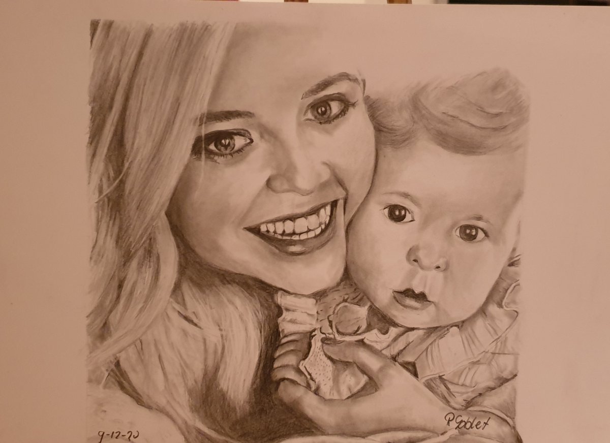 Robert Goblet is postbezorger bij Businesspost maar blijkt daarnaast over een heel ander talent te beschikken. Nadat hij een tekening maakte van onze collega Laurie Habets (P&amp;O adviseur) wisten wij genoeg; Robert verdient het om in de spotlight te staan! ow.ly/GFax50D1mlu