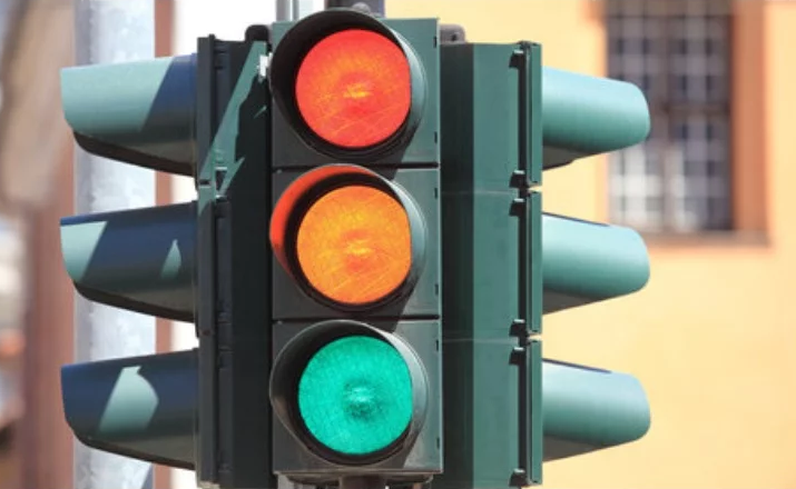 The  temporary traffic lights on the L1340- Oughteragh Rd. out of #Ballinamore will be in place until 31st January 2021. #leitrim