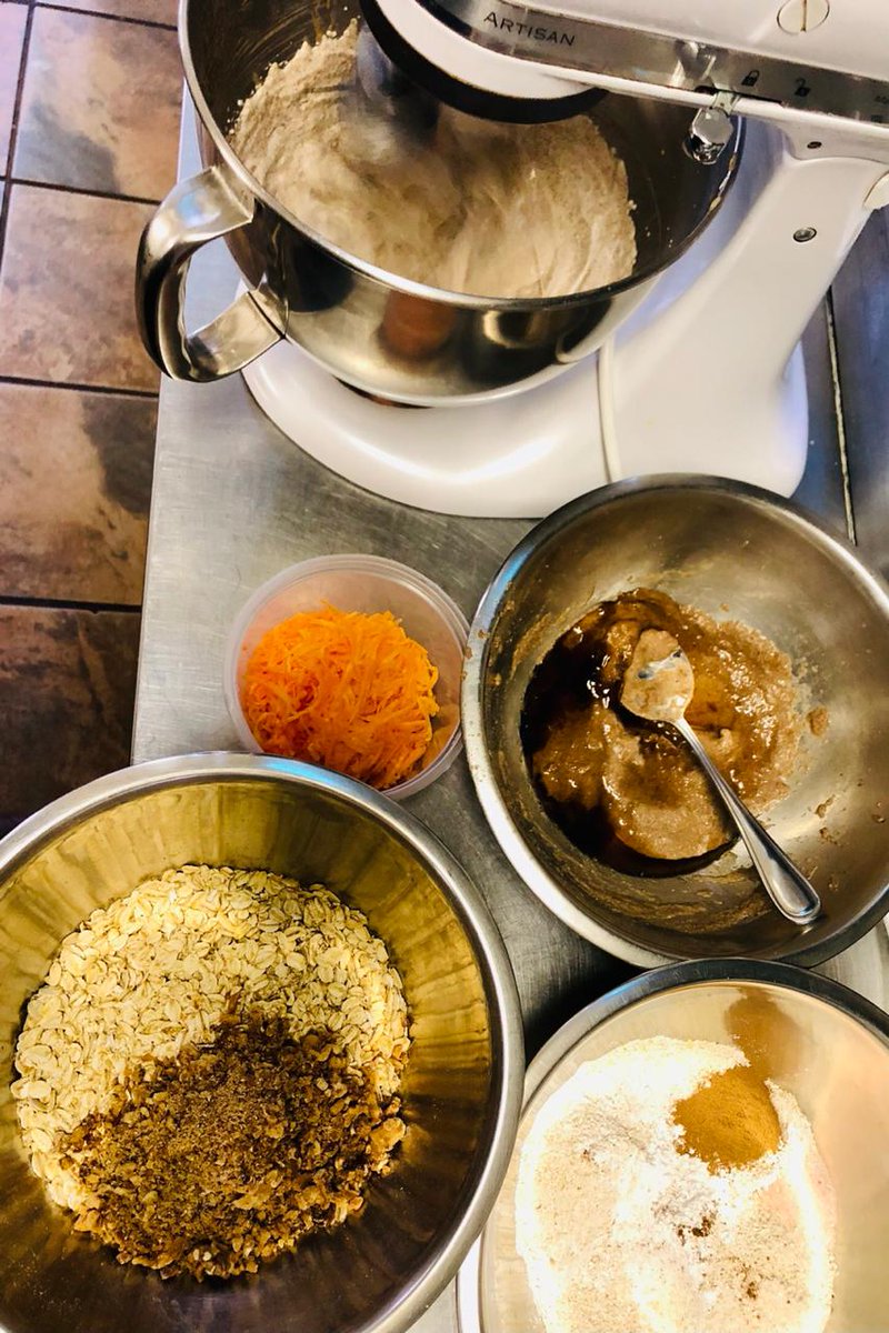 creationwines's tweet photo. We're #TastingtogetherApart a bit differently this week. Yest our team baked &amp; delivered 'thank you' treats to 170 Hermanus Mediclinic staff! And today we will deliver to Hermanus Provincial hospital &amp; guess what..#lovehermanus #creationcares #lovecreationwines  #frontlineworkers https://t.co/vrL4HjvXQH