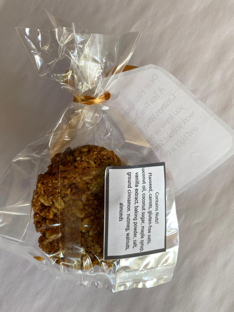 creationwines's tweet photo. We're #TastingtogetherApart a bit differently this week. Yest our team baked &amp; delivered 'thank you' treats to 170 Hermanus Mediclinic staff! And today we will deliver to Hermanus Provincial hospital &amp; guess what..#lovehermanus #creationcares #lovecreationwines  #frontlineworkers https://t.co/vrL4HjvXQH
