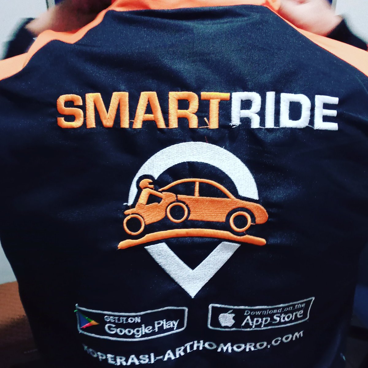 smartride_info's tweet photo. Pernah atau sering liat kita di jalanan ibu kota ga?

Yuk download dan gunakan aplikasi Smart Ride untuk jadi teman perjalanan anda.

Mumpung di bulan ini lagi ada promo sampai 300rb dgn pake kode SMARTRIDEAJAH.

@smartride_id @smart_koperasi
#GotongRoyongSemuaTertolong https://t.co/DljEASSbPE