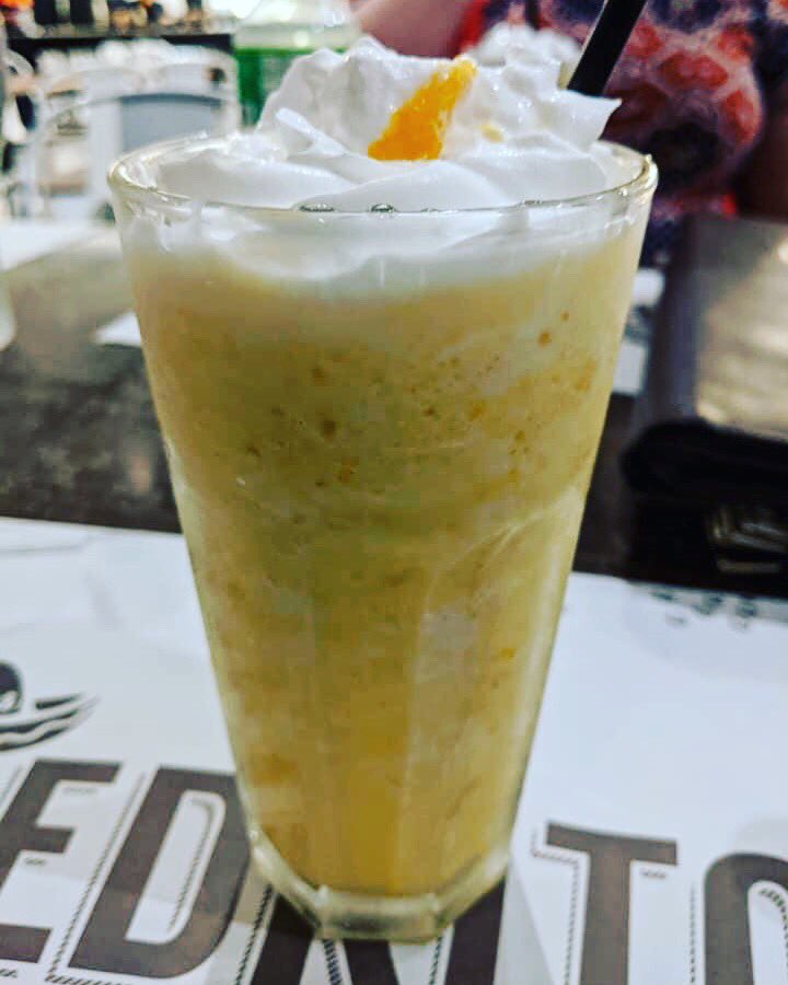 khushim42776330's tweet photo. Mango smoothie 🤗 https://t.co/zEv8gEEwiB