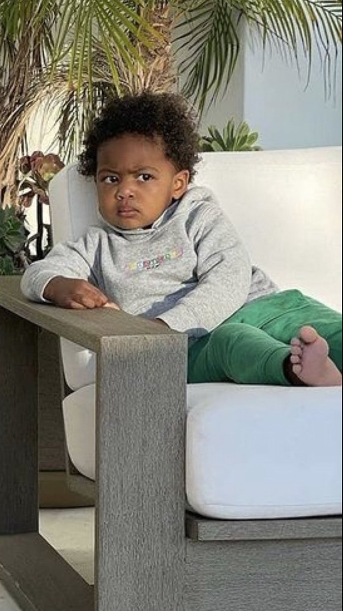 King Wavy tweet media