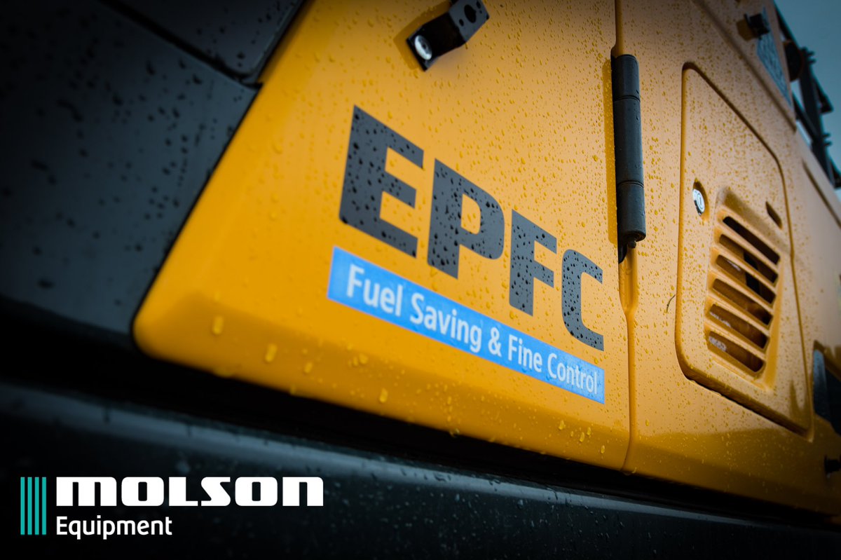 molsonfinlay's tweet photo. Another chance to see our catch up with Mervyn from M&amp;P Plant Hire and his latest addition, a @HyundaiCEE HX220AL.

Read the full story by @RPA_Media here: https://t.co/CwxkJidAGX

#hyundaice #molsonequipment #molsongroup #excavator #aseries #digger #nextgen #construction #civils https://t.co/NSXPEOevIE