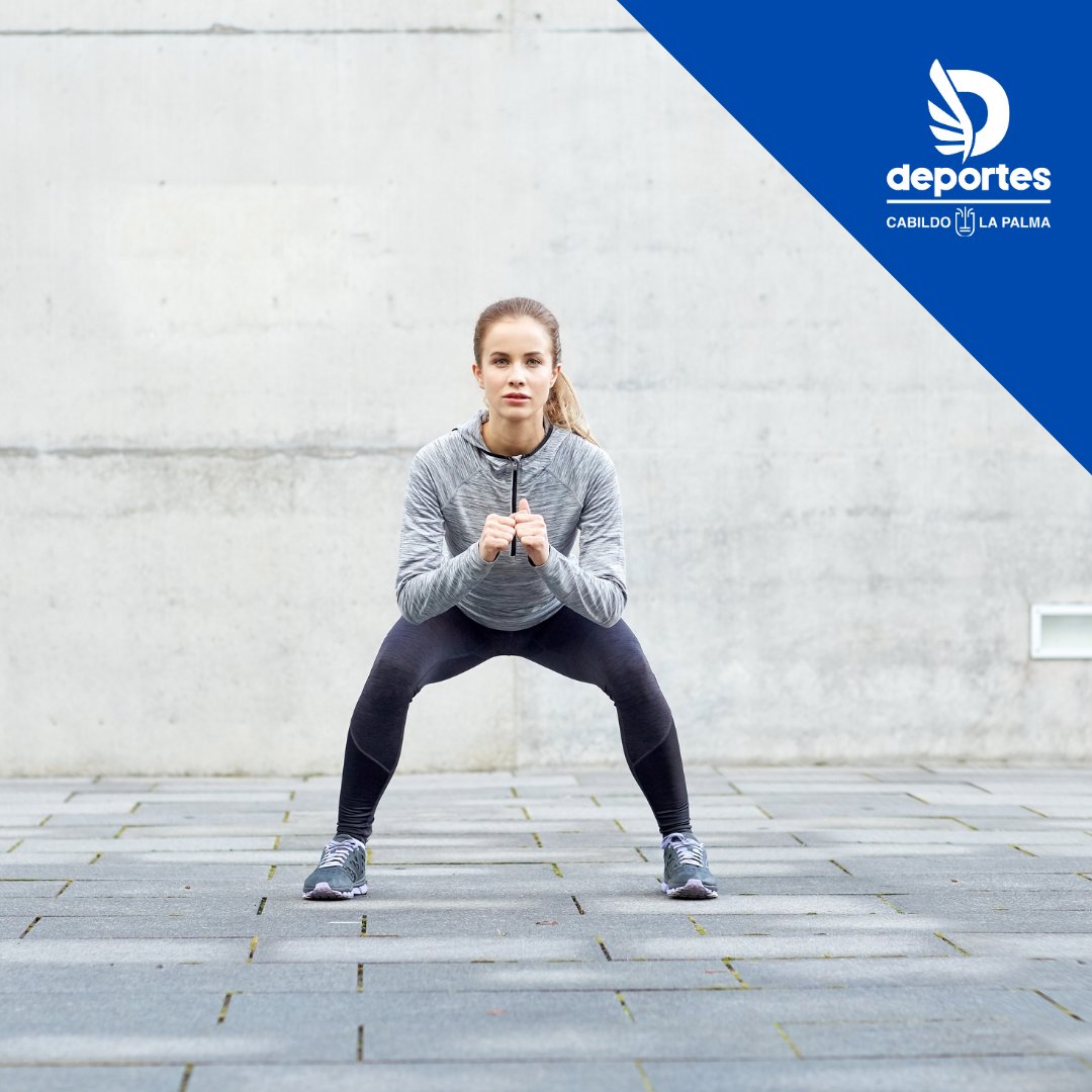 La #sentadilla es un ejercicio que trabaja los #cuádriceps y los #glúteos 🦵. Te animamos a que fortalezcas tus #piernas con esta actividad 🏃‍♀️.

#DeportesLaPalma #Deportes #LaPalma @raulcamachososa