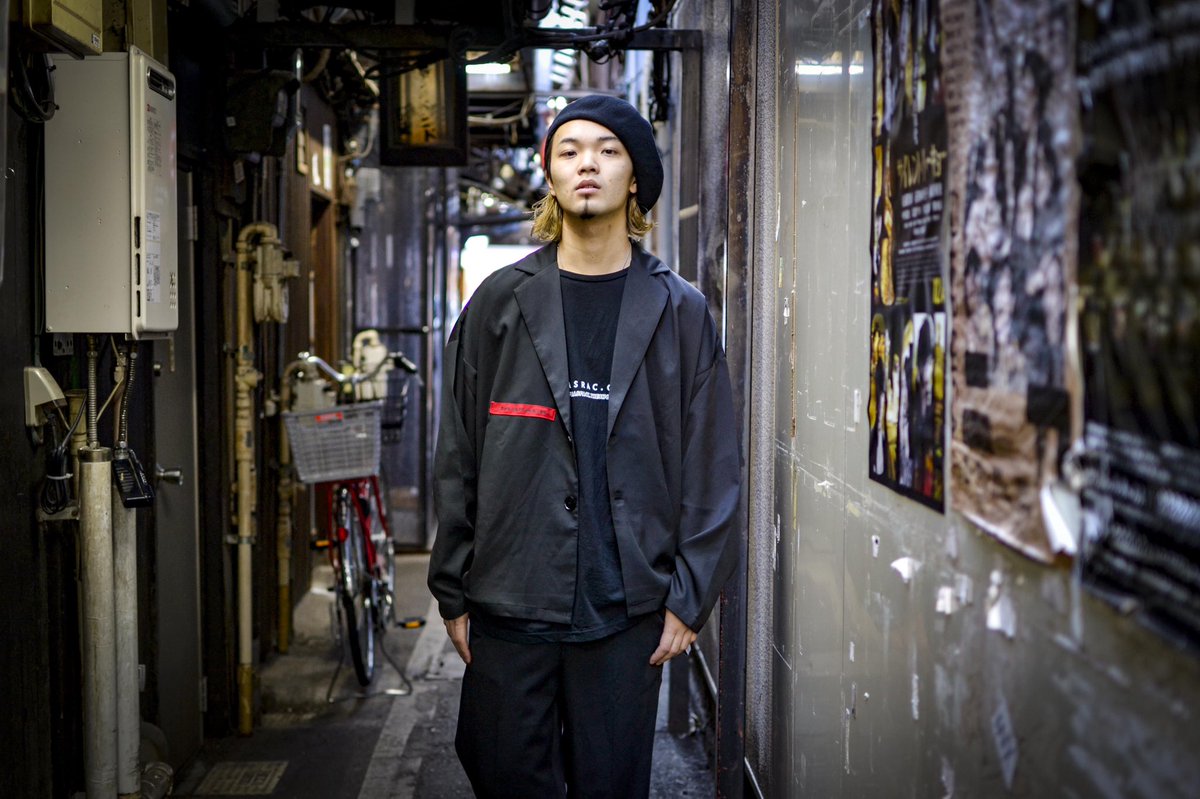 jasfack_tokyo's tweet photo. 【1/10 21時発売】
…VIRTUAL KILLER…
ポスター(セットアップ付き)

30,000円(税込)
《限定 6 セット》
#JASFACK
#VIRTUALKILLER 

https://t.co/uhaz1pgjTO https://t.co/VsmS5gzg8C