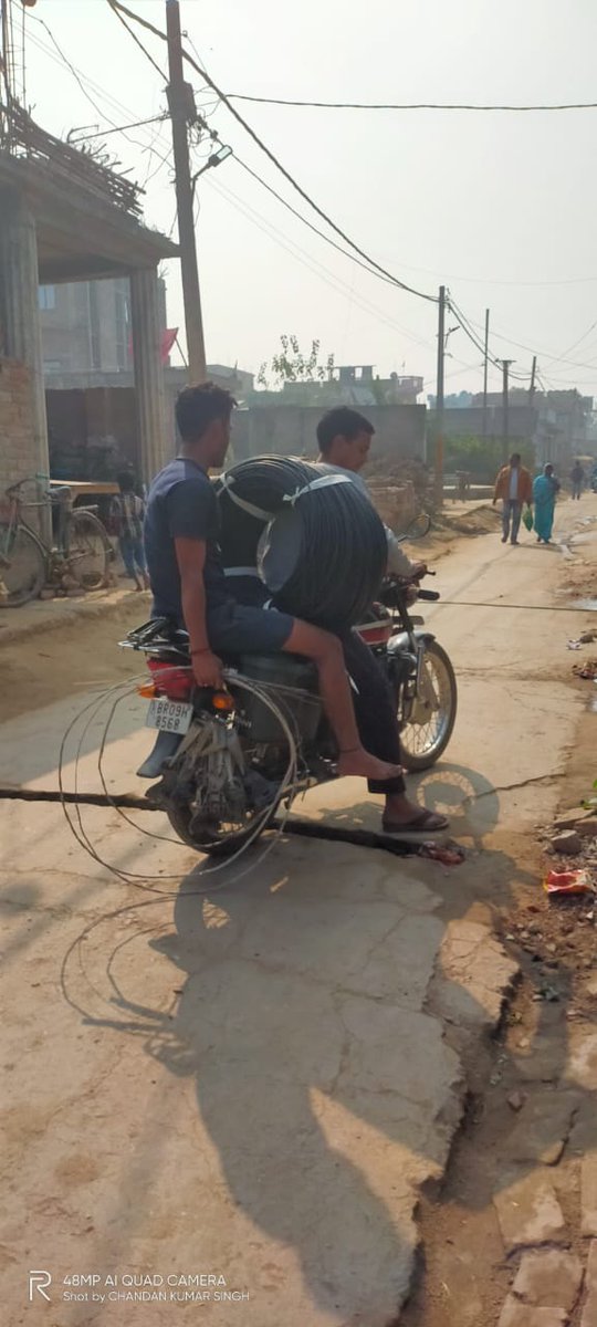 cscvleankit's tweet photo. आज बेगूसराय के महेश्वरा पंचायत में तार का काम खत्म किया गया।
#csccandothis
@dintya15
@Madhurlast40
@CSCegov
@BiharCsc @wifichoupal https://t.co/7lxclsgZg4