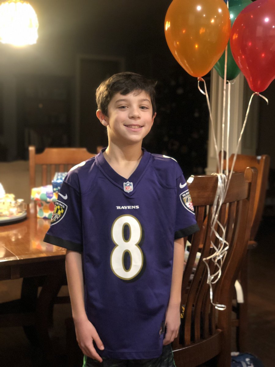 This guy is so happy to share a birthday with Lamar Jackson. Happy Birthday <a href="/Lj_era8/">Lamar Jackson</a> and Joe!