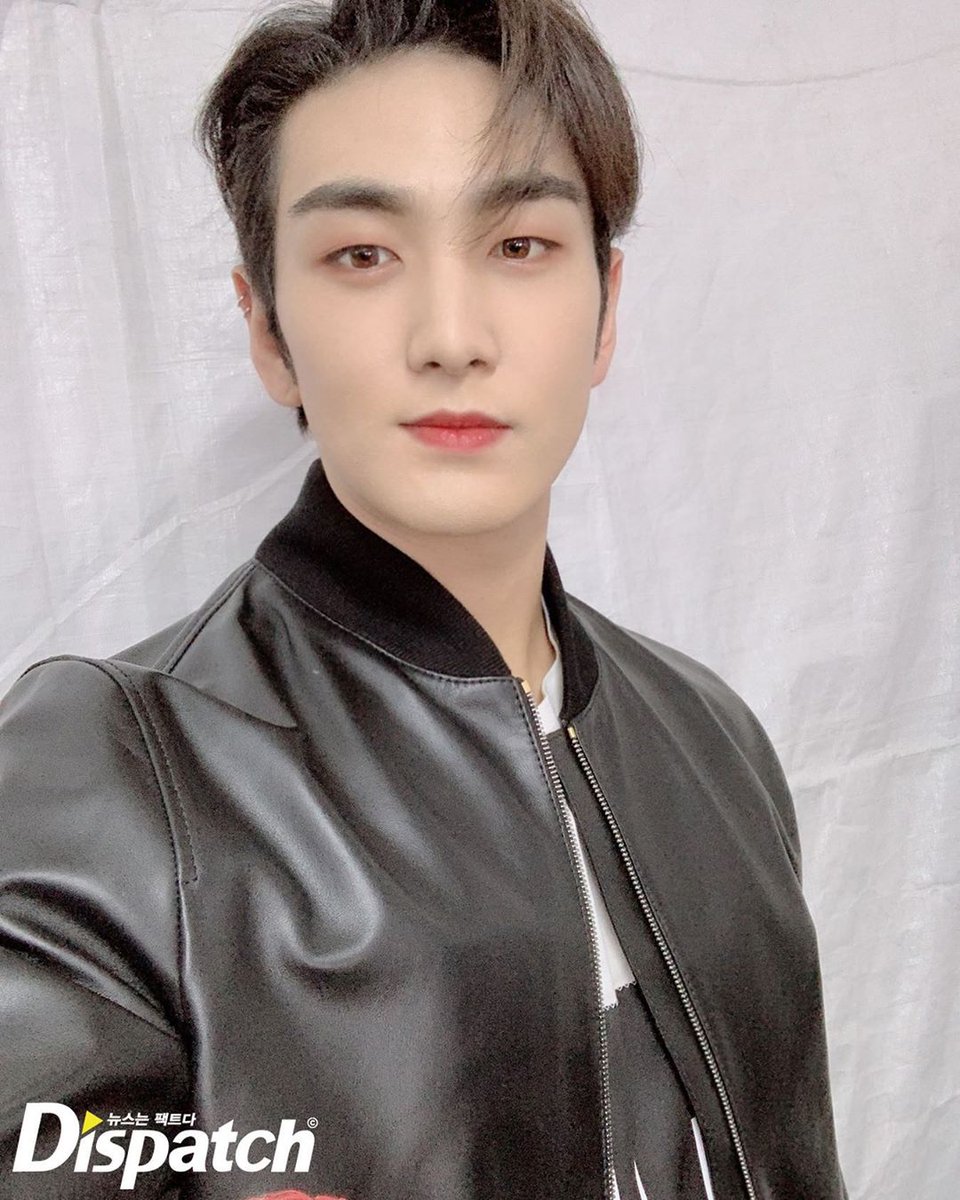 200107 #백호 파리패션위크 초청 
#Baekho_dunhillaw20