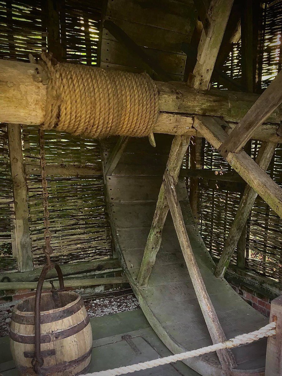 WealddownMuseum's tweet photo. Treadwheel from Catherington, Hampshire.
Did you know that the original bucket was 300 feet deep? Raising the bucket required at least fifty turns of wheel, meaning the person in the wheel would have to walk more than a third of a mile!
#WDLM #Treadwheel #Hampshire https://t.co/9GBsB8fpXb