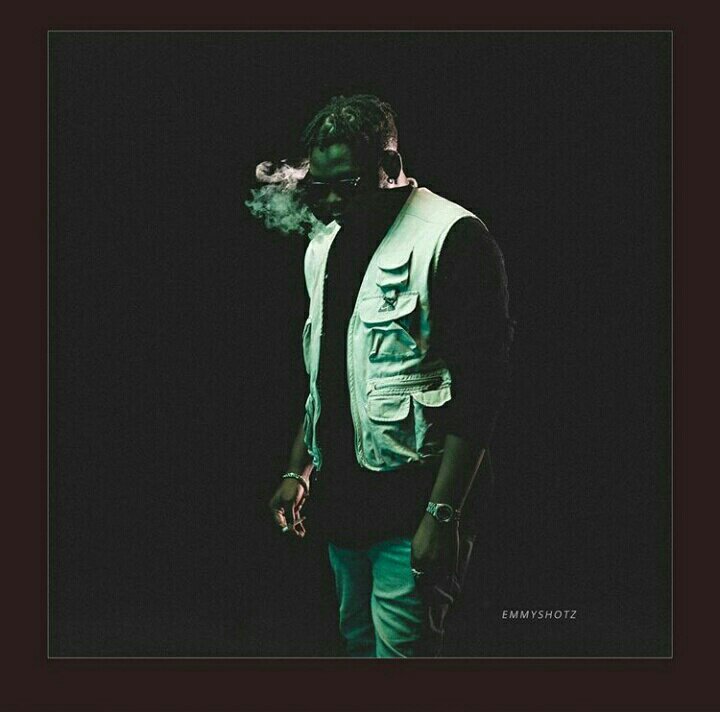 Olamide as  @itelNigeria phones. A thread......