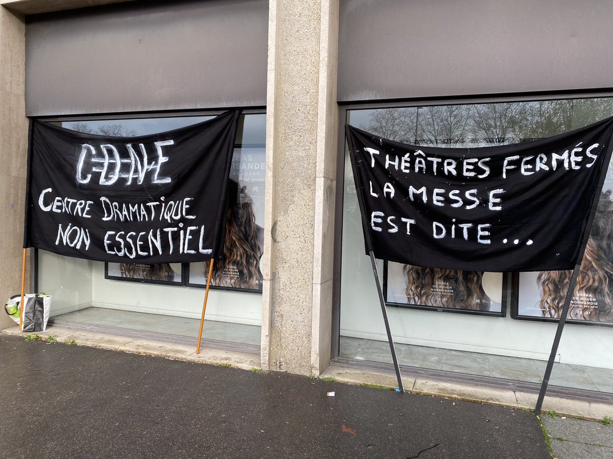 NicolasRouly's tweet photo. Soutien au monde de la culture rassemblé à Rouen. Trop d’incertitudes, d’incohérences, d’incompréhensions. Pas assez de lien social, d’imagination, de libertés. Le virus n’est pas prêt de disparaître. Concilions la maîtrise du risque sanitaire avec celle des dégâts humains. https://t.co/FYIYT9cHox
