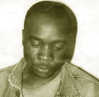 Am 7. Januar 2005 geschahen zwei brutale Polizeimorde.

Vor 16 Jahren wurde Oury Jalloh von Cops in der Zelle 5 im Polizeirevier in Dessau verbrannt.

Vor 16 Jahren starb Laye-Alama Condé an den Folgen von Brechmittelfolter in Bremen.

Rest in Power!