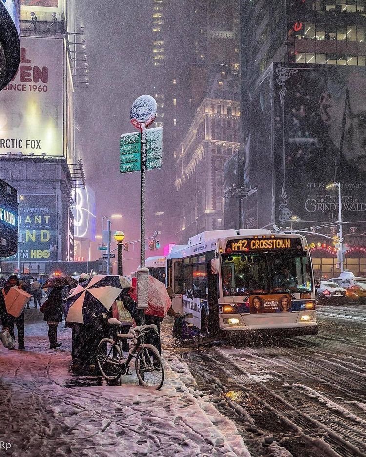 INTERIORPORN1's tweet photo. Welcome to New York... https://t.co/67risHqouk