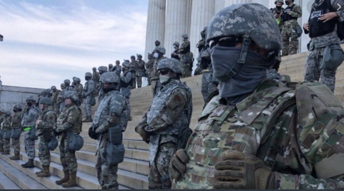 There are at least 2 reasons why we should be talking about white supremacy re what happened at the Capitol yesterday. The first is the structural racism & bias in the Capitol police response to violent white rioters esp in comparison to their “readiness” & actions yesterday, 1/